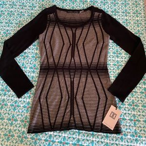 NWT Ivanka Trump ribbed sweater